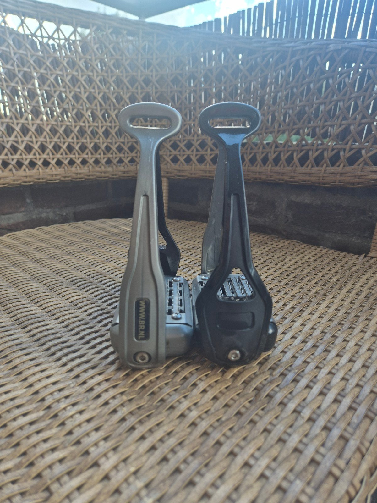 BR AeroTech stijgbeugels zwart/zilver – nette staat, Dieren en Toebehoren, Ophalen of Verzenden, Zo goed als nieuw