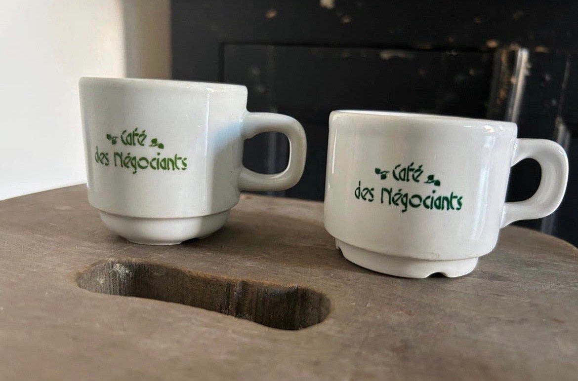 Twee frans bistro kopjes “cafe des negociants”, Ophalen of Verzenden