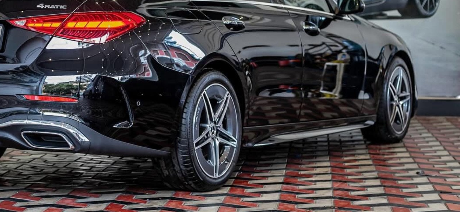 18 inch Breedset Mercedes AMG Line Velgen met Banden, Ophalen, 18 inch, Gebruikt, Banden en Velgen