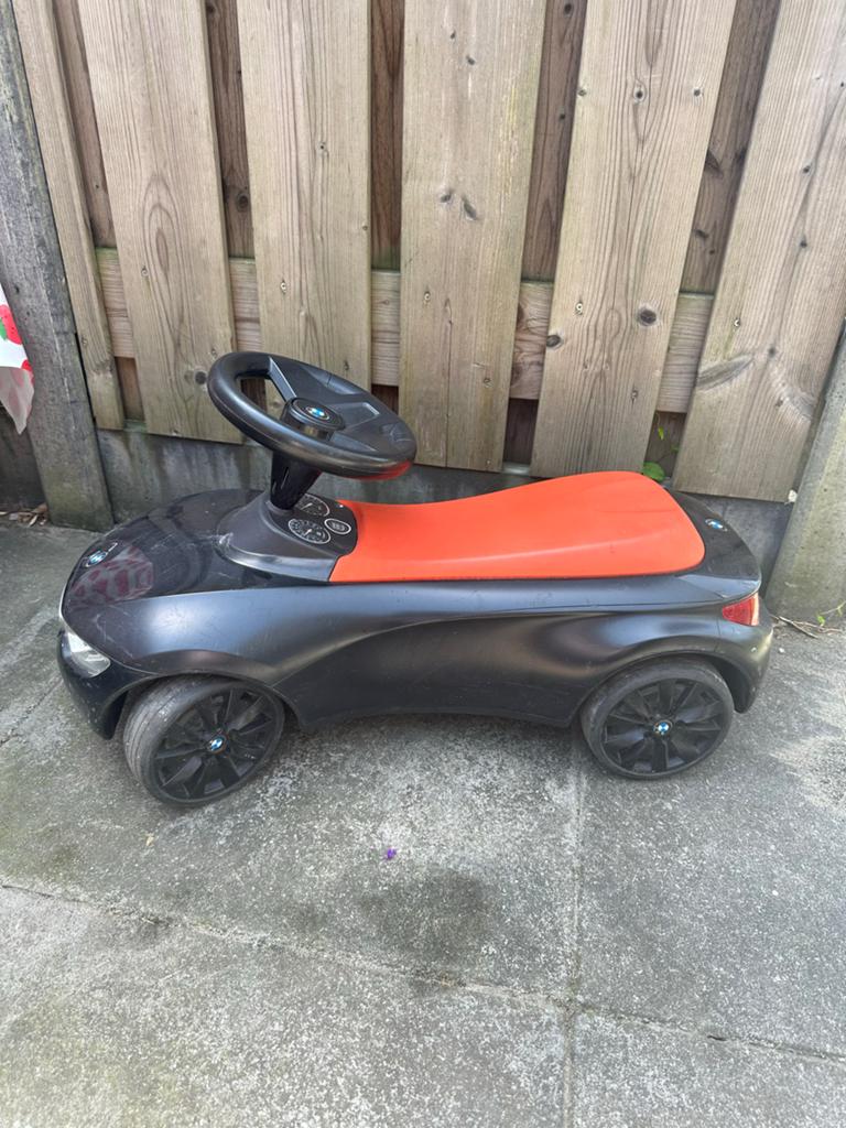 BMW Loopauto - Zwart met Oranje Zitting, Kinderen en Baby's, Speelgoed | Buiten | Voertuigen en Loopfietsen, Ophalen, Gebruikt