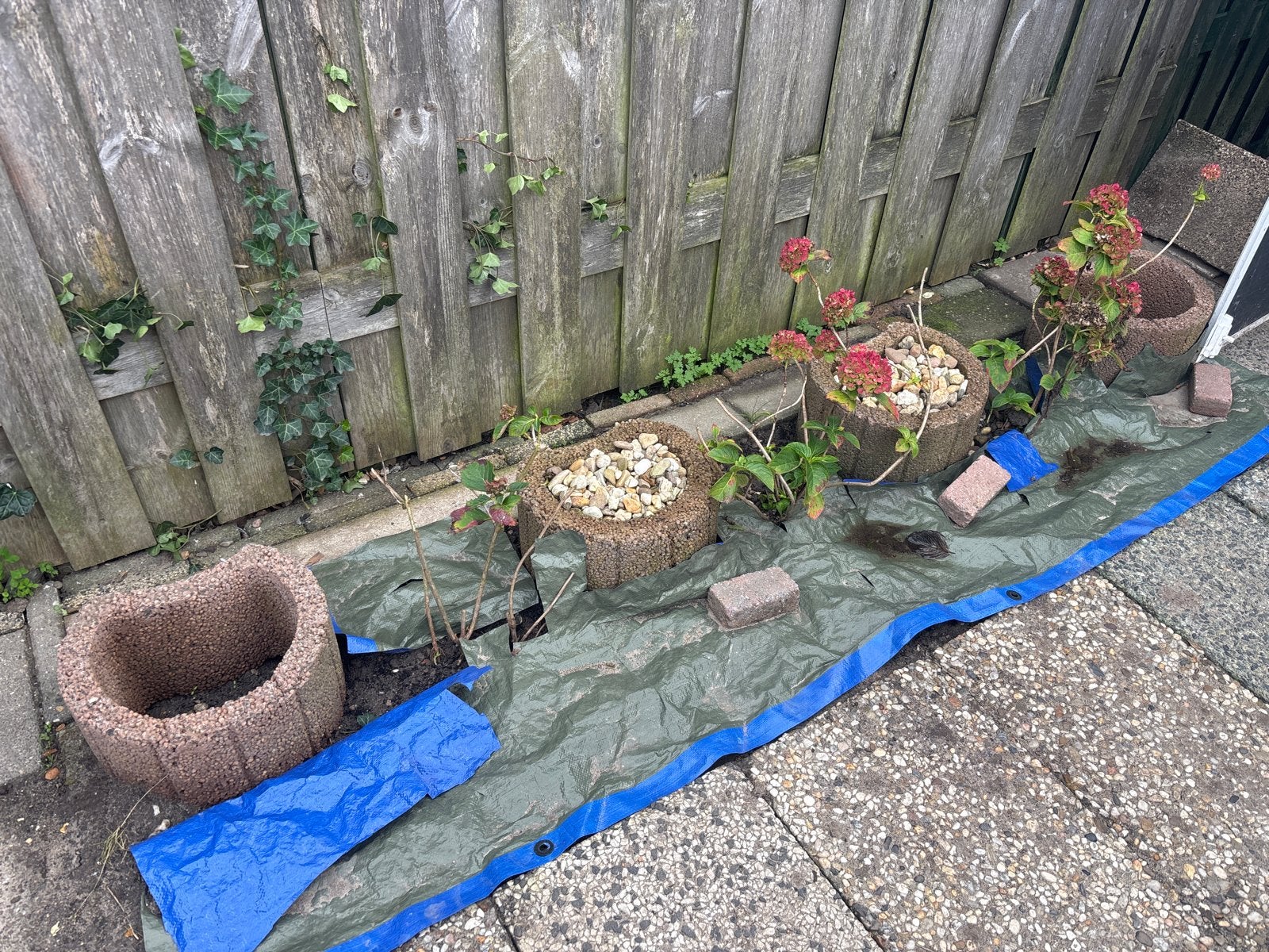 6 stenen bakken voor tuin of balkon gratis, Ophalen, Gebruikt, Minder dan 30 cm, Balkon