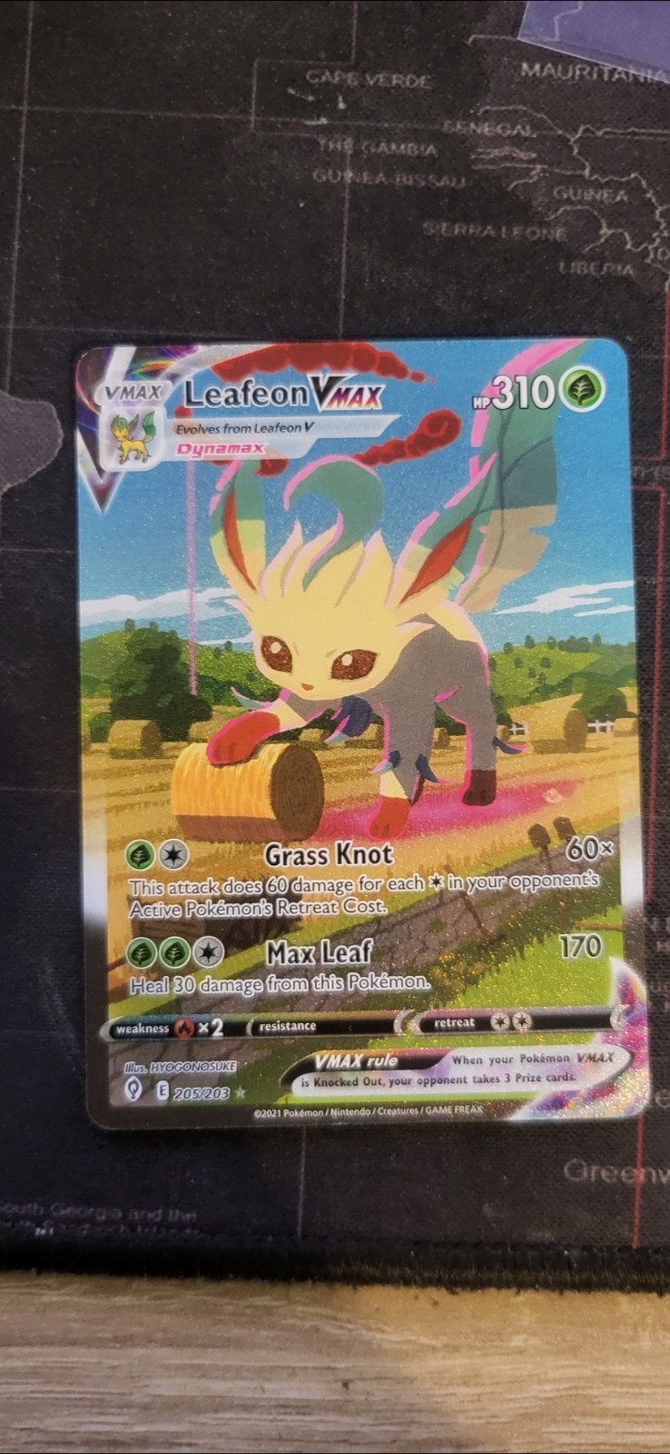 Leafeon VMAX Alt Art #205 - Potentieel PSA 10, Ophalen of Verzenden