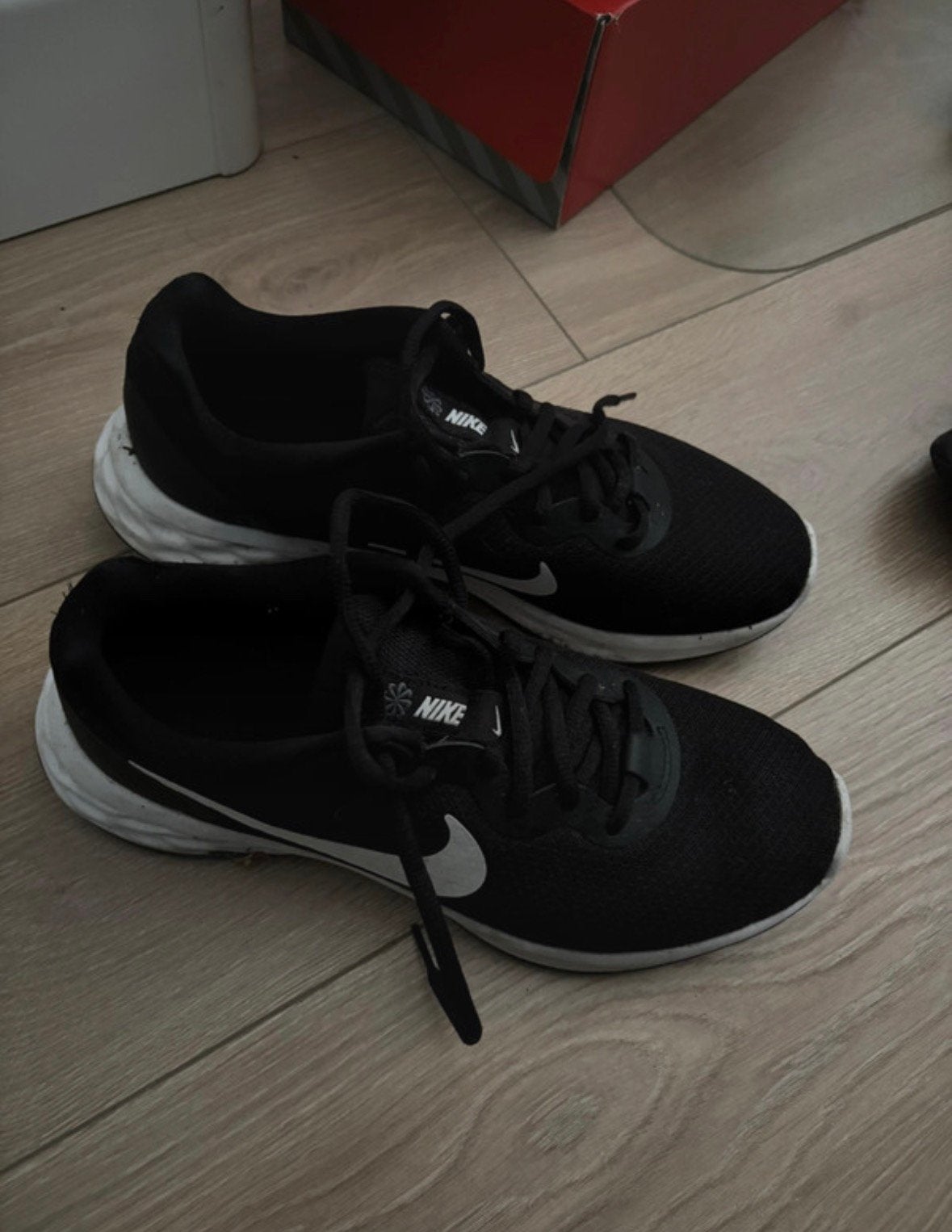 Nike sport schoen, Verzenden, Zo goed als nieuw, Schoenen