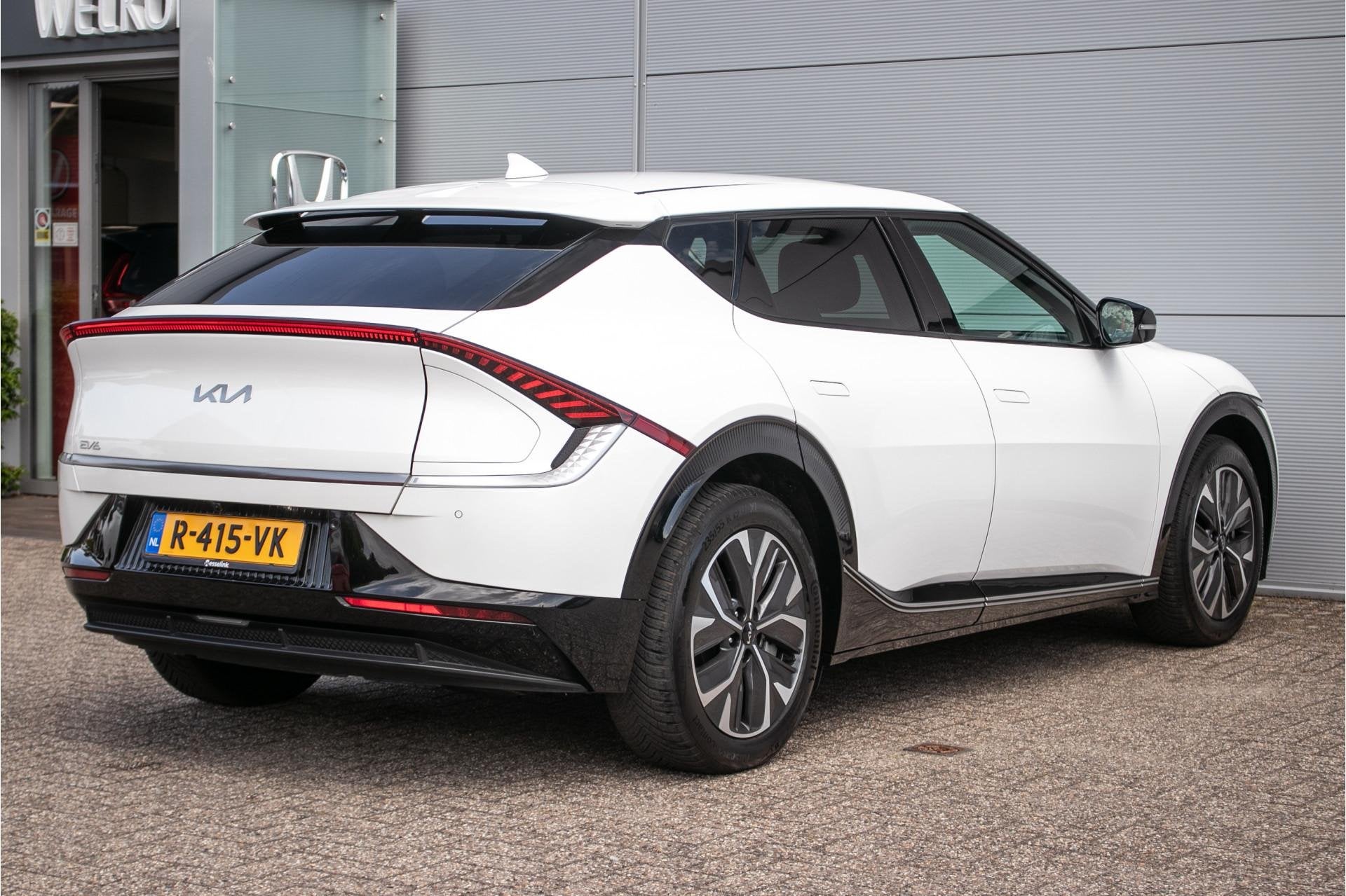 Kia EV6 Plus 77.4 kWh - SOH 100% | leder | elec. verstel. st, Auto's, 228 pk, Gebruikt, Zwart, 1885 kg