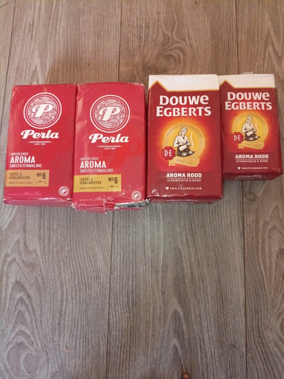 4 pakken koffie Perla en Douwe Egberts, Ophalen of Verzenden