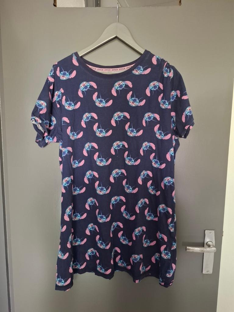 Stitch pyjama, Kleding | Dames, Maat 46/48 (XL) of groter, Ophalen of Verzenden, Zo goed als nieuw, Korte mouw