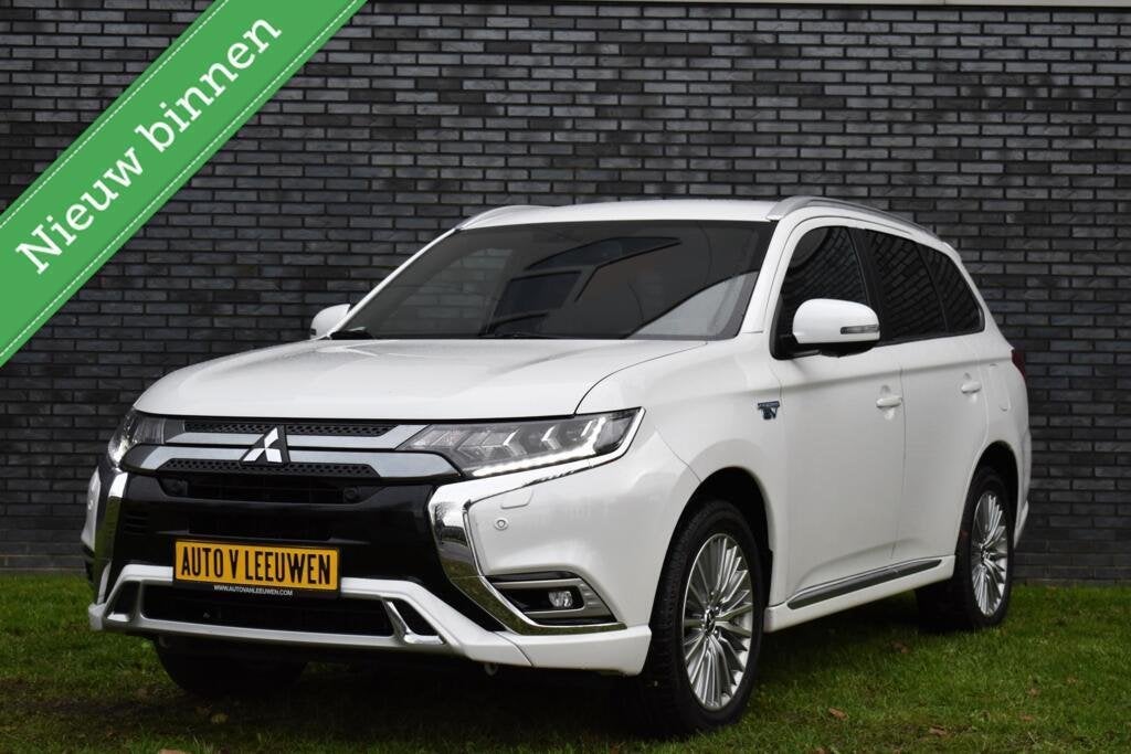 Mitsubishi Outlander 2.4 PHEV Diamand Edition 360º CAMERA/L, Auto's, Automaat, Euro 6, 4 cilinders, Met garantie (alle)