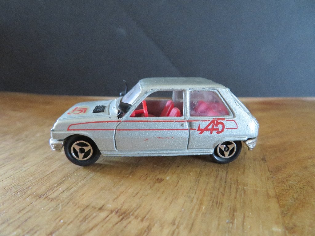 Renault 5 modelauto, Verzamelen, Ophalen of Verzenden, Gebruikt, Auto's
