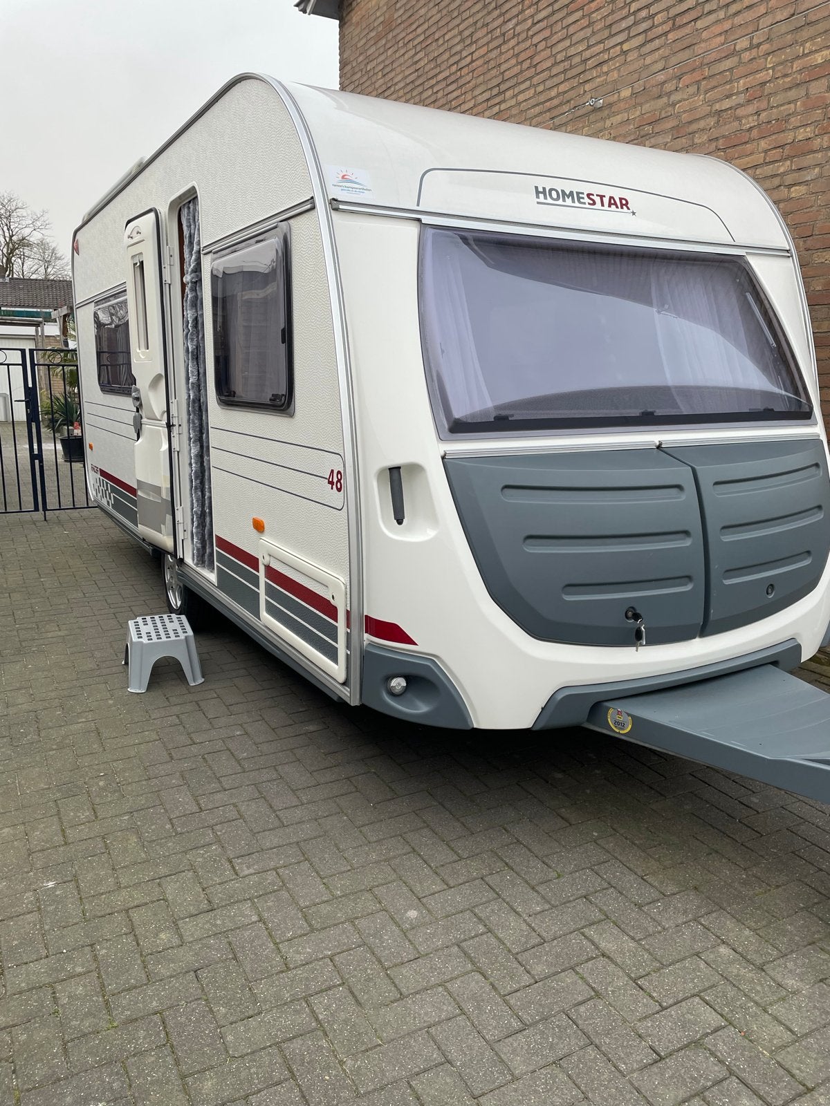 Homestar HR48 (2009) caravan ideale indeling voor gezinnen, Caravans en Kamperen, Caravans, Home Star, Treinzit, Dwars-stapelbed
