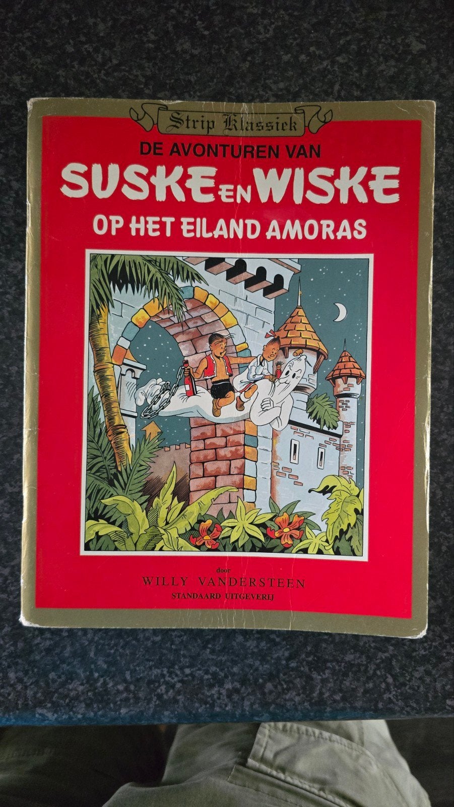 Suske en Wiske op het eiland Amoras., Eén stripboek, Ophalen of Verzenden