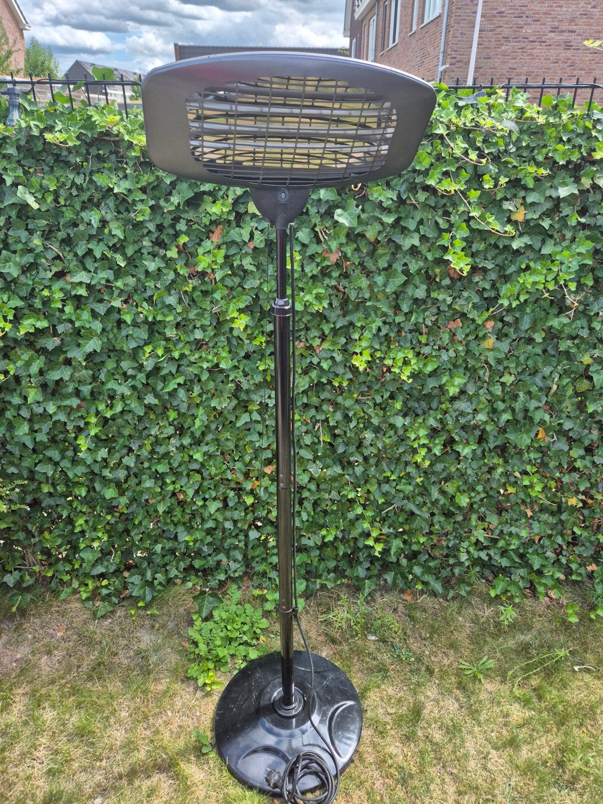 Terrasverwarming 2000W met 3 standen, Ophalen, Gebruikt, Elektrisch, Vloer