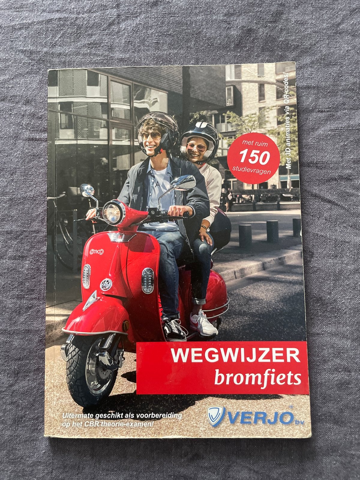 Wegwijzer Bromfiets Theorieboek Verjo, Ophalen of Verzenden, Zo goed als nieuw, Niet van toepassing