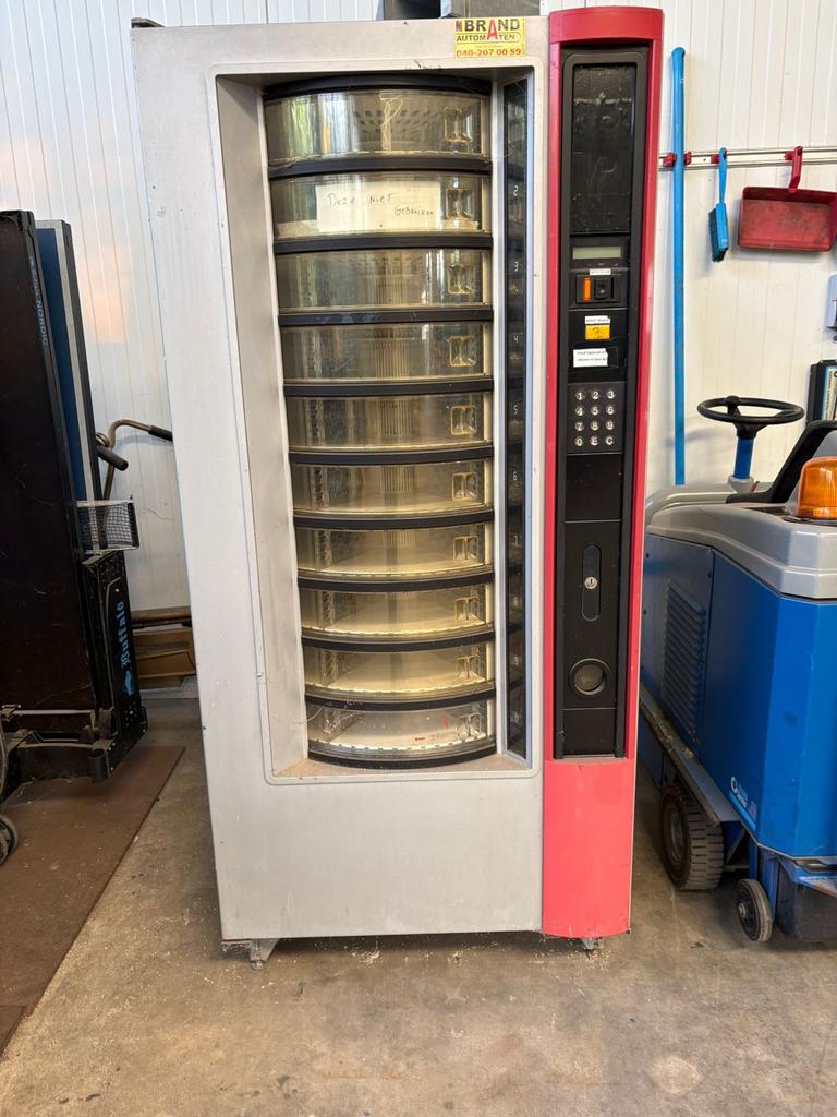 Necta Snackautomaat - Gebruikt, Ophalen, Gebruikt