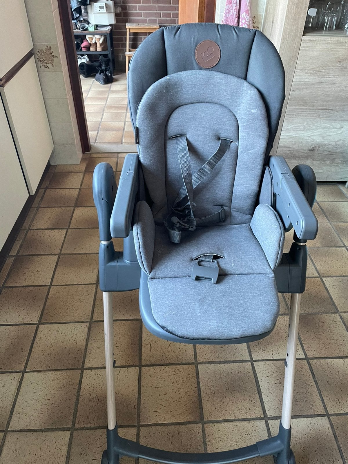 Maxi cosi tafelstoel, Kinderen en Baby's, Kinderstoelen, Ophalen, Zo goed als nieuw, Overige typen, Gordel(s)