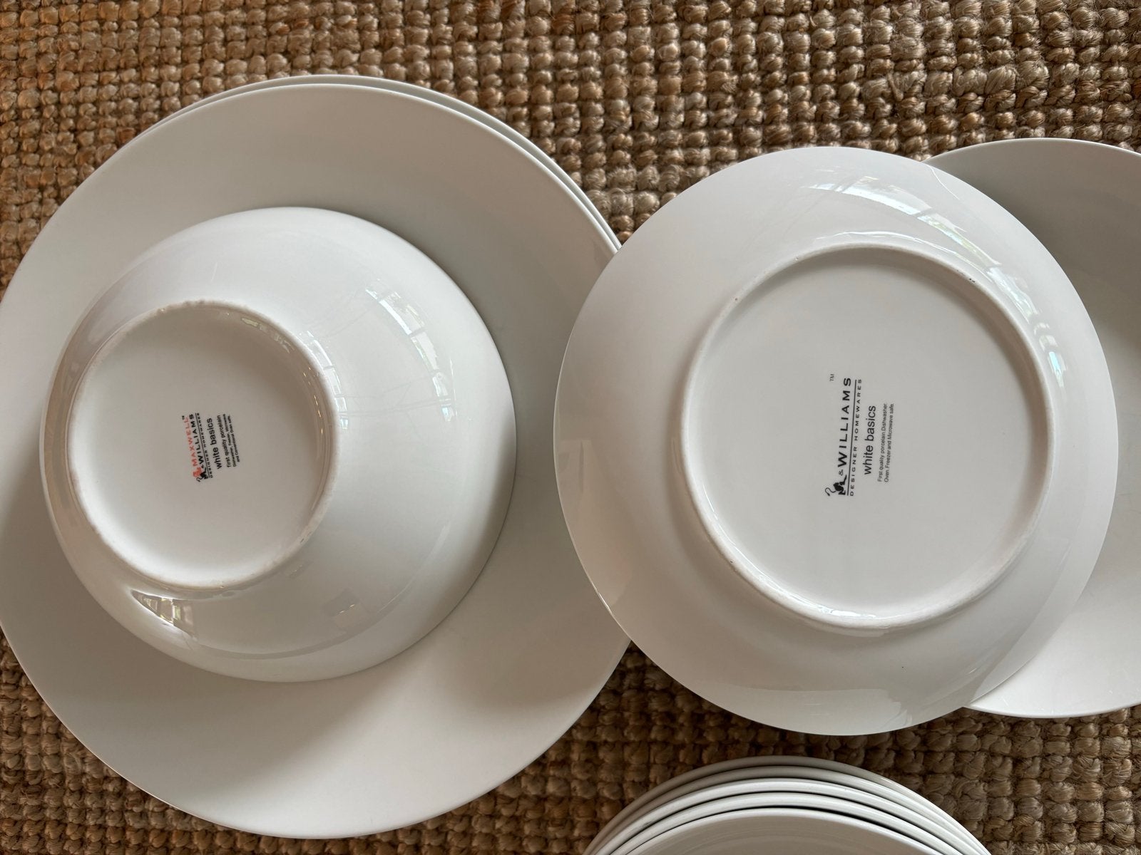 Wit servies van Maxwell & Williams: borden en kommen, Ophalen of Verzenden, Gebruikt, Keramiek, Compleet servies