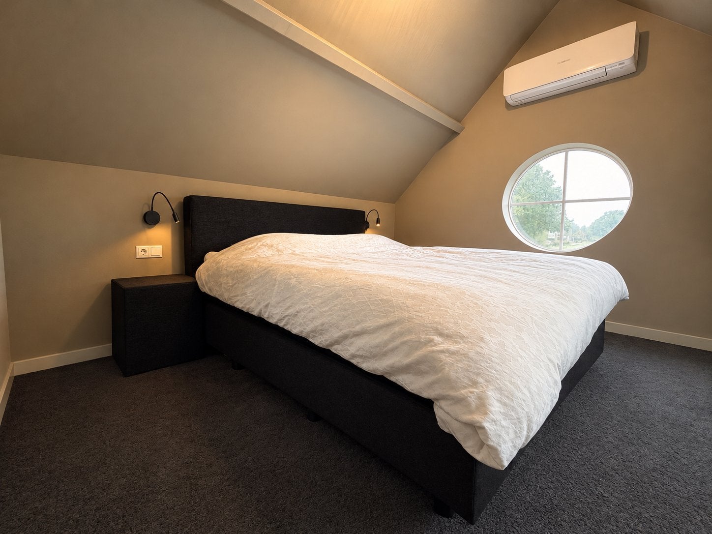 Zwarte elektrische boxspring, Ophalen, Gebruikt, Zwart, Tweepersoons