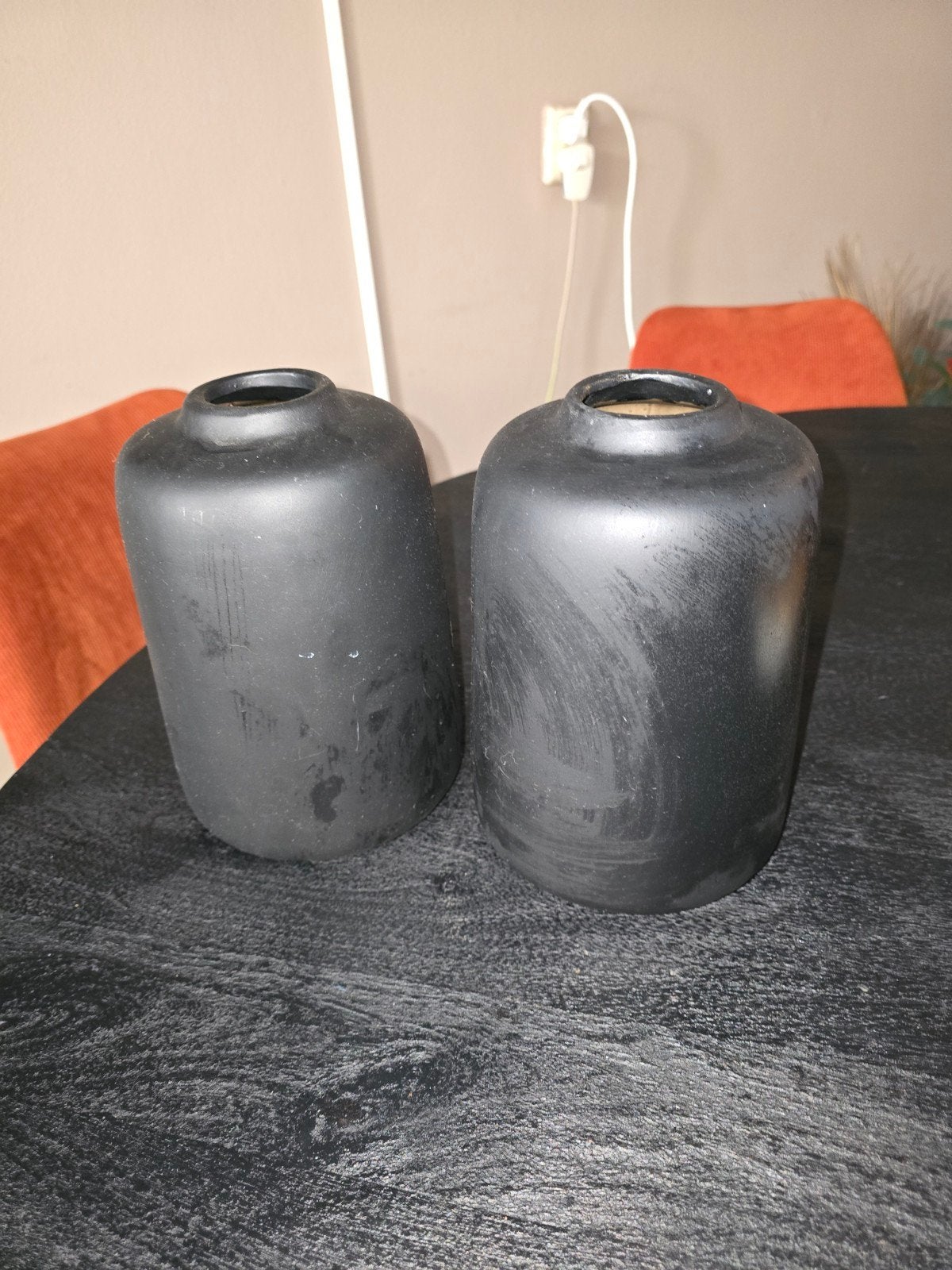 Set van 2 zwarte vazen, mat afgewerkt, Huis en Inrichting, Ophalen, Overige materialen, Gebruikt, Zwart