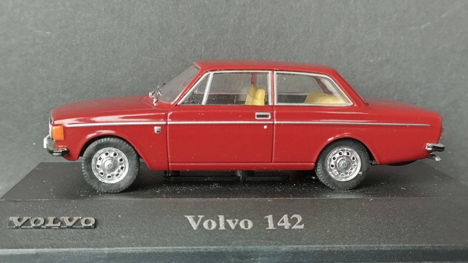 Volvo 142 1:43 Atlas Volvo Collections Pol, Overige merken, Auto, Verzenden, .