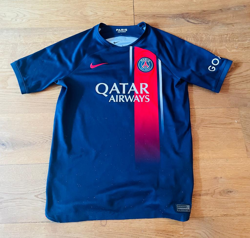 PSG shirt Mbappé maat 164, Sport en Fitness, Voetbal, Maat XS of kleiner, Ophalen of Verzenden, Zo goed als nieuw, Shirt