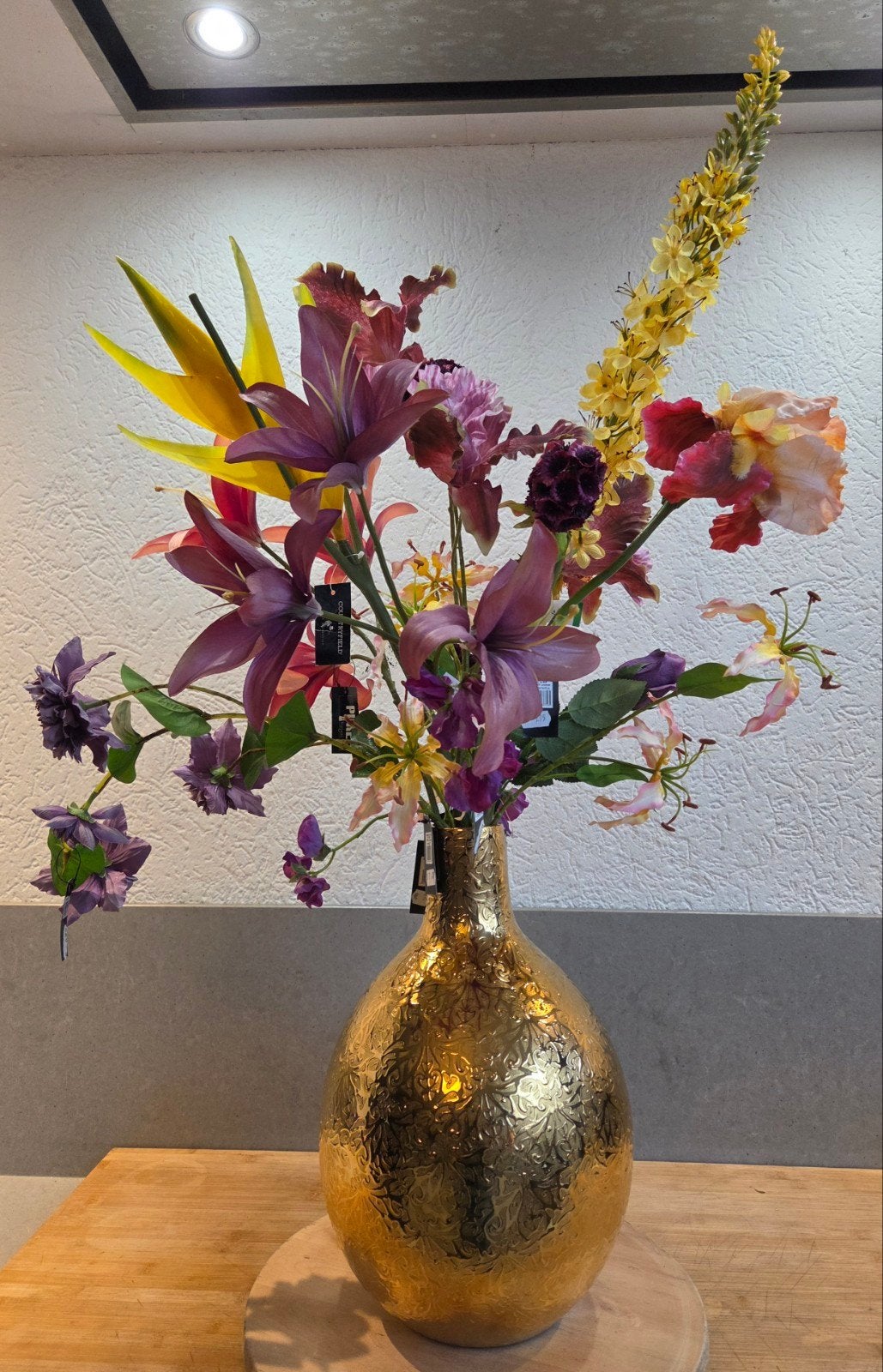 Des Pots Gloriosa vaas met nw kunstbloemen boeket bloemstuk, Huis en Inrichting, Woonaccessoires | Kunstplanten en Kunstbloemen