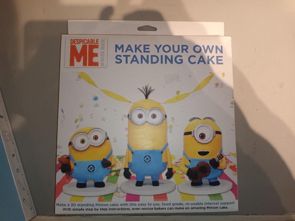 Nieuw in doos frame voor een staande 3d taart, Hobby en Vrije tijd, Taarten en Cupcakes maken, Ophalen of Verzenden, Nieuw, Taarten