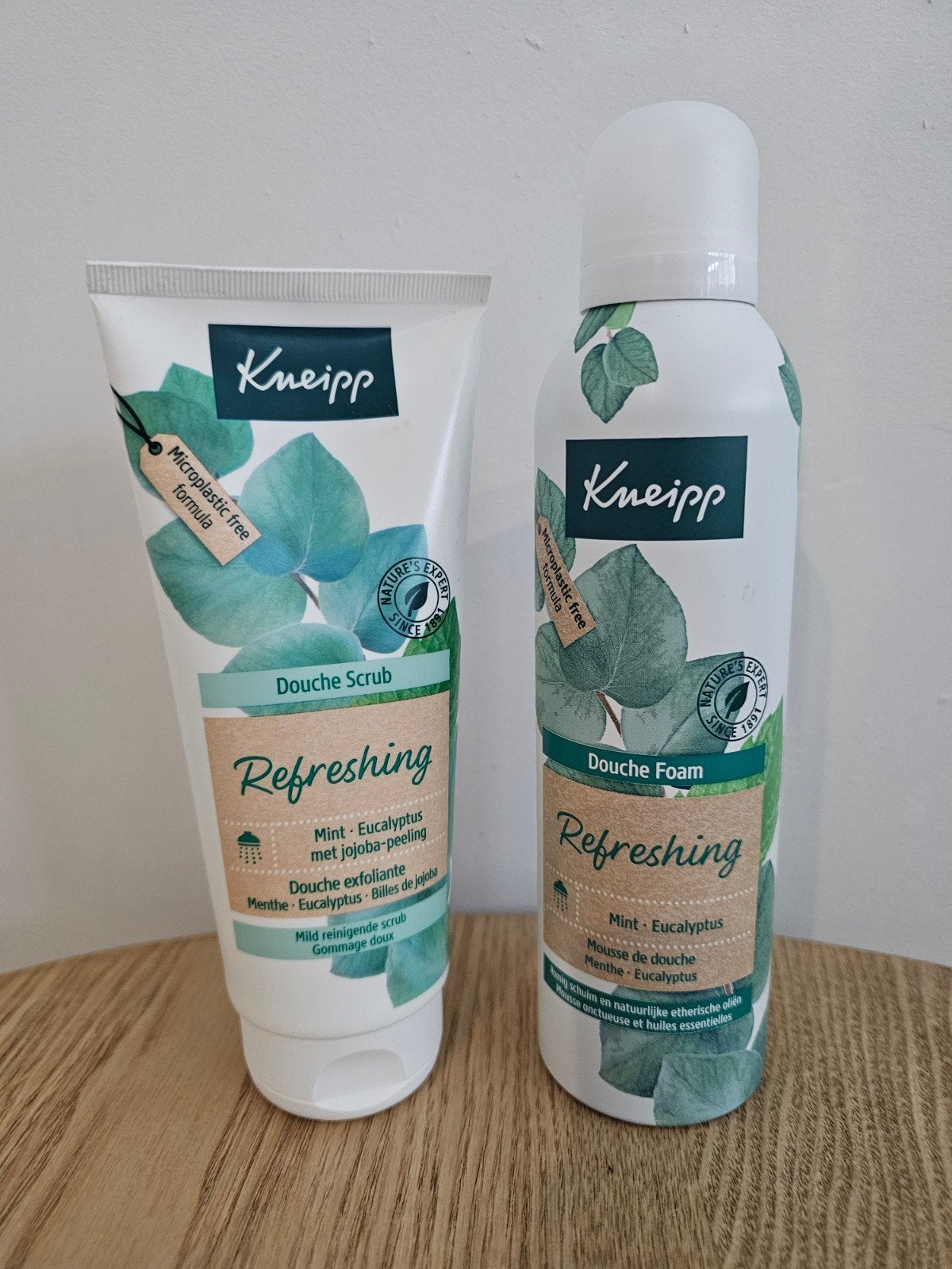 Kneipp douche foam en scrub  - Nieuw en ongeopend!, Ophalen, Nieuw, Bad & Douche