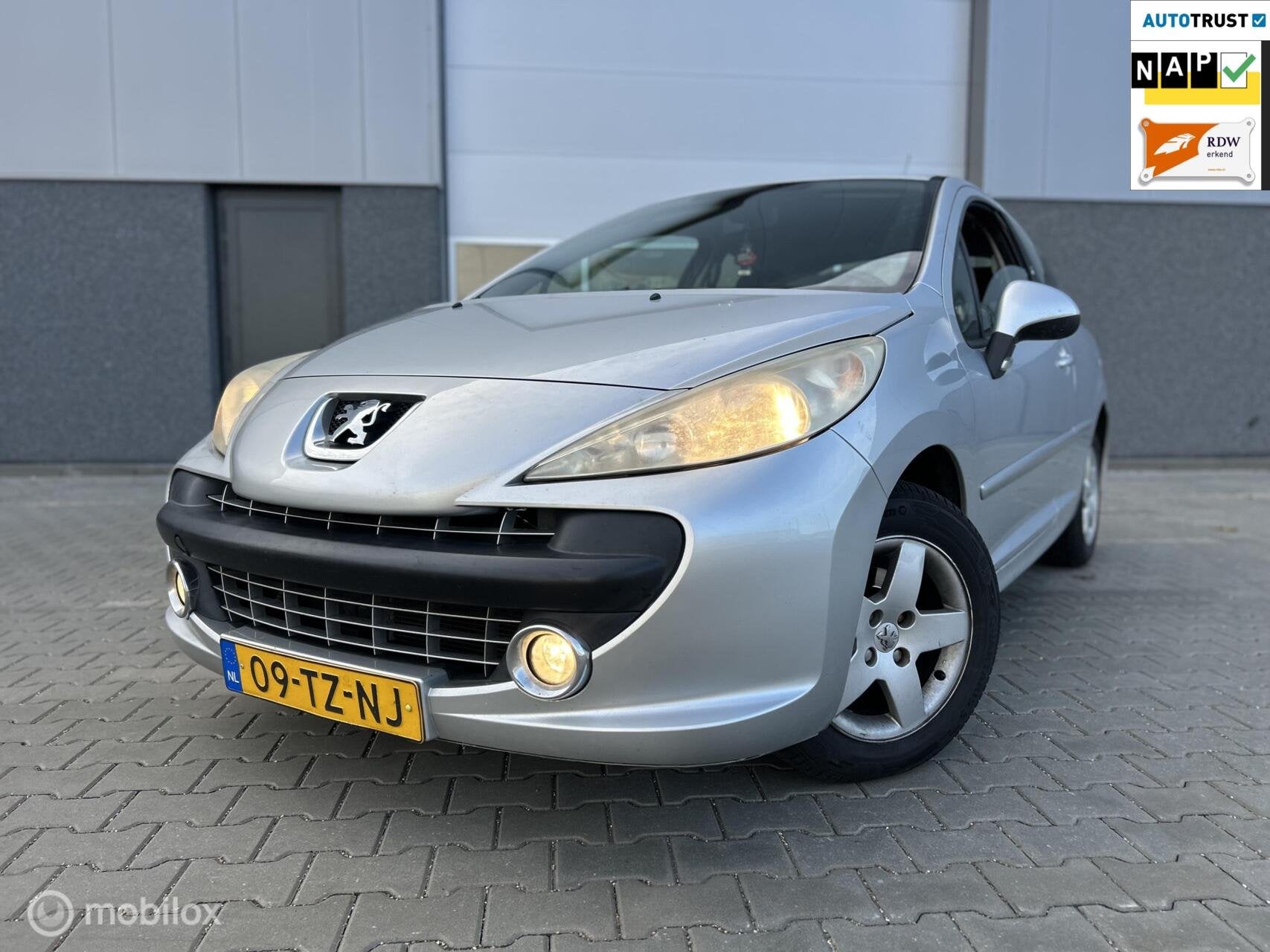 Peugeot 207 1.4-16V XS Pack|APK|AIRCO|ISO-FIX|, Auto's, Voorwielaandrijving, 4 cilinders, 49 €/maand, Origineel Nederlands