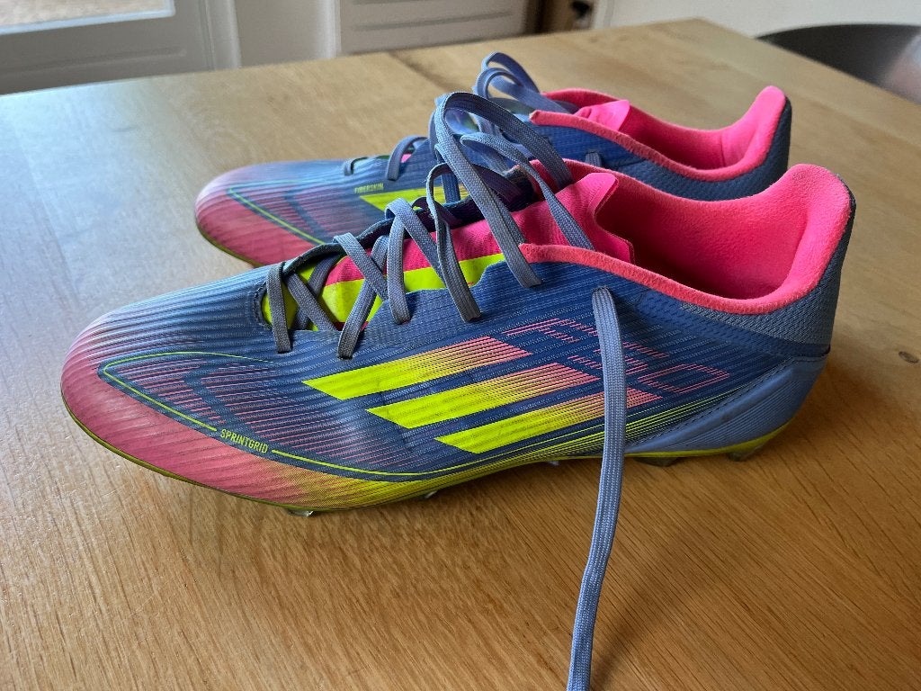 Meiden Voetbalschoen | Adidas F50 | Maat 42, Gebruikt, Maat XS of kleiner, Schoenen, Ophalen of Verzenden