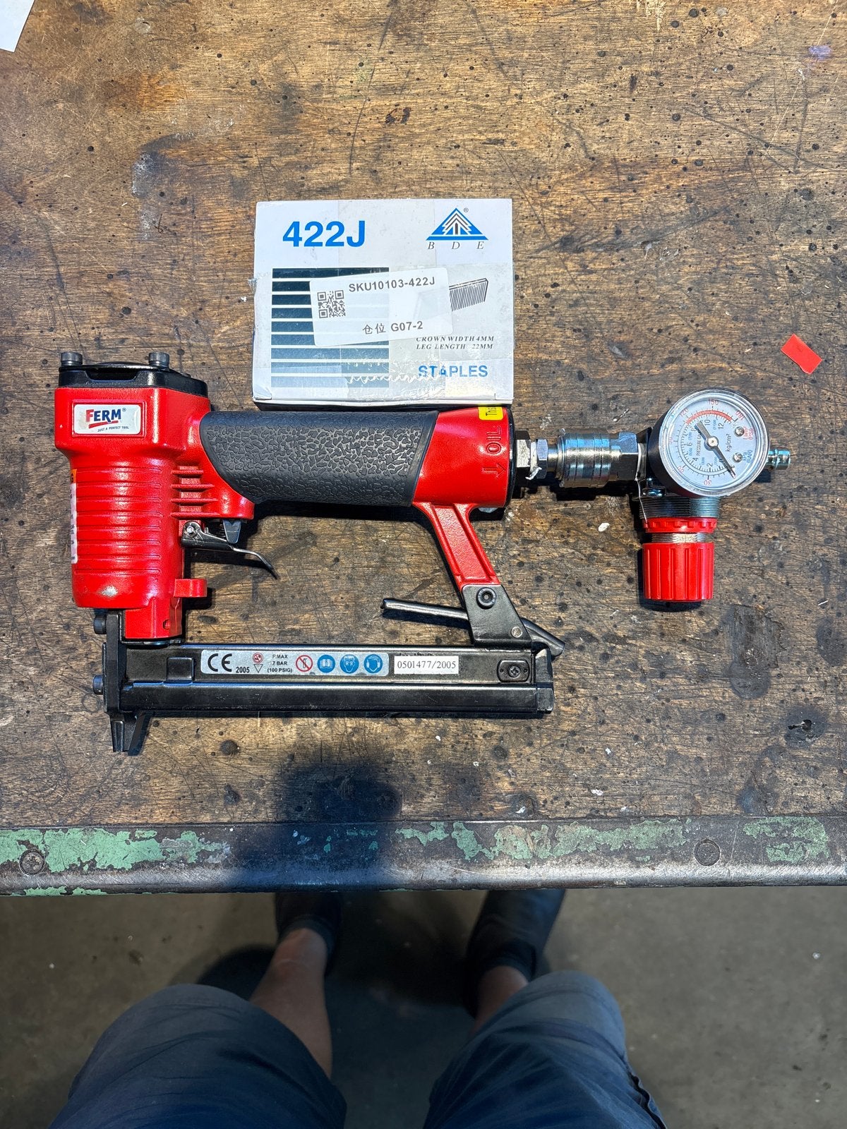 Ferm Tacker / Nietmachine met manometer en nietjes, Doe-het-zelf en Verbouw, Gereedschap | Handgereedschap, Ophalen of Verzenden