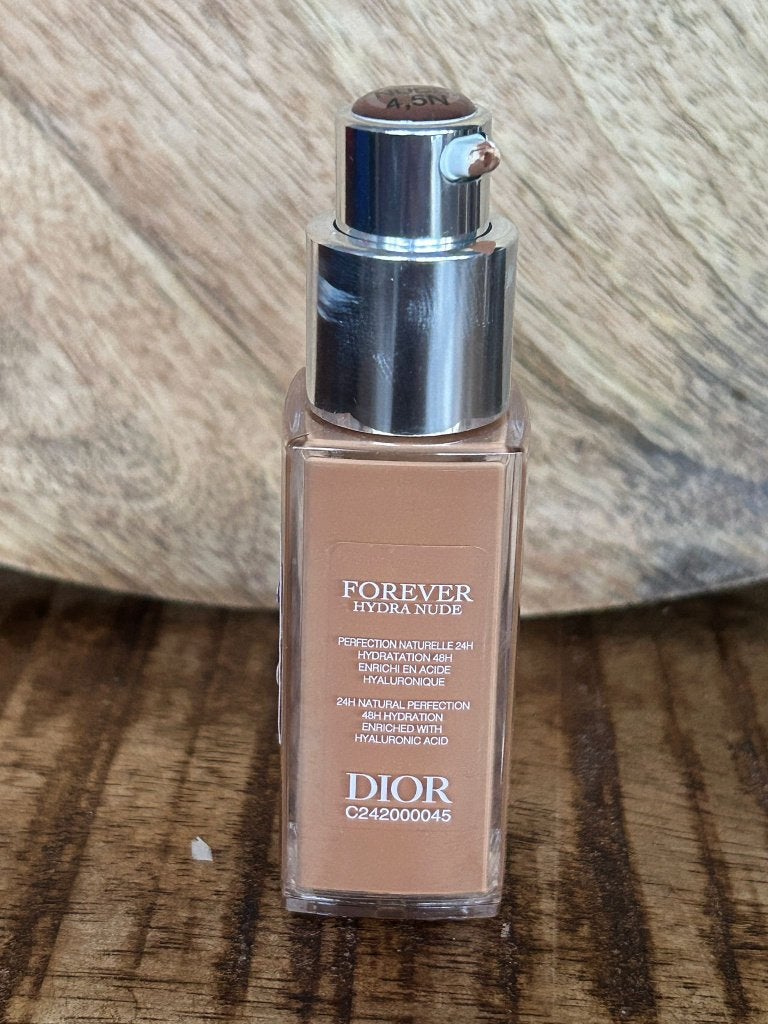 Dior Forever Hydra Nude Foundation 4,5N, Gehele gezicht, Beige, Nieuw, Ophalen of Verzenden