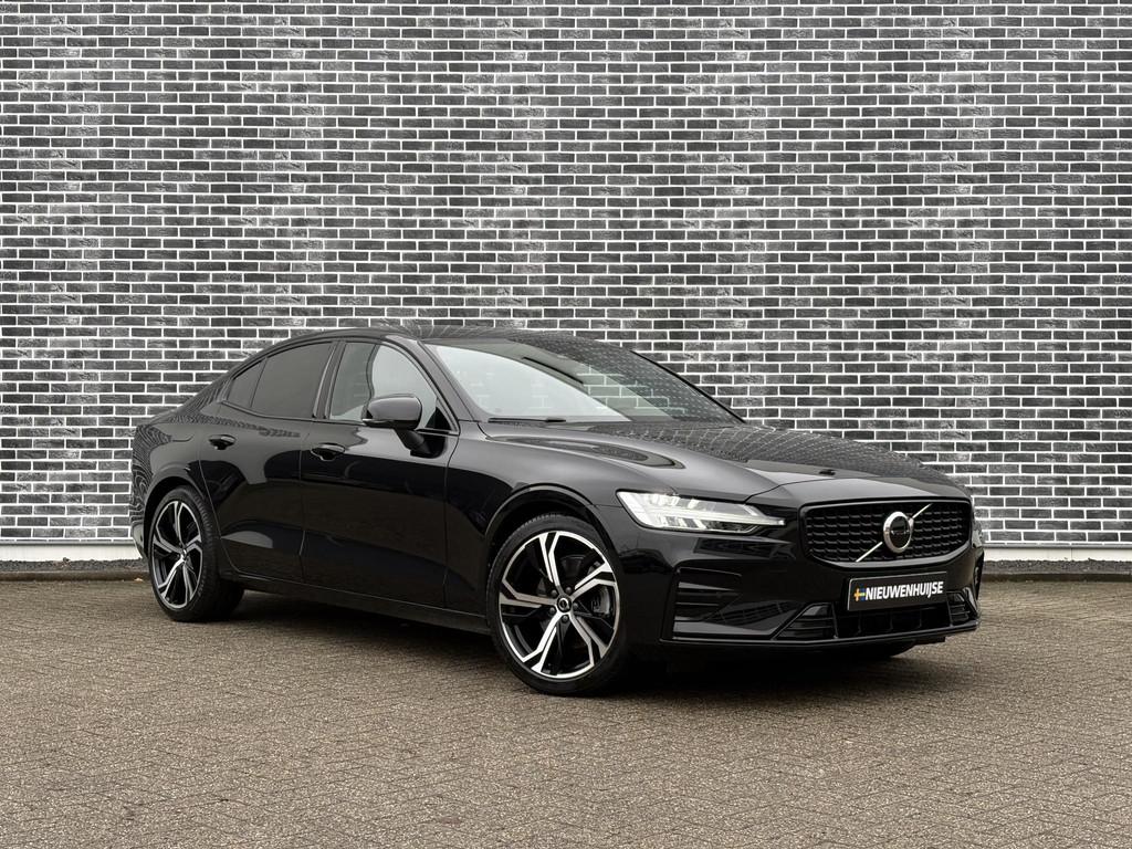Volvo S60 2.0 B4 Plus Dark | Sportstoelen | 19 inch Lichtmet, Auto's, 12 maanden, Stof, 4 cilinders, S60