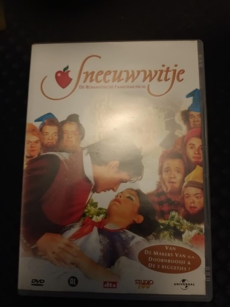 Dvd studio 100 musical Sneeuwwitje, Cd's en Dvd's, Alle leeftijden, Ophalen of Verzenden, Zo goed als nieuw