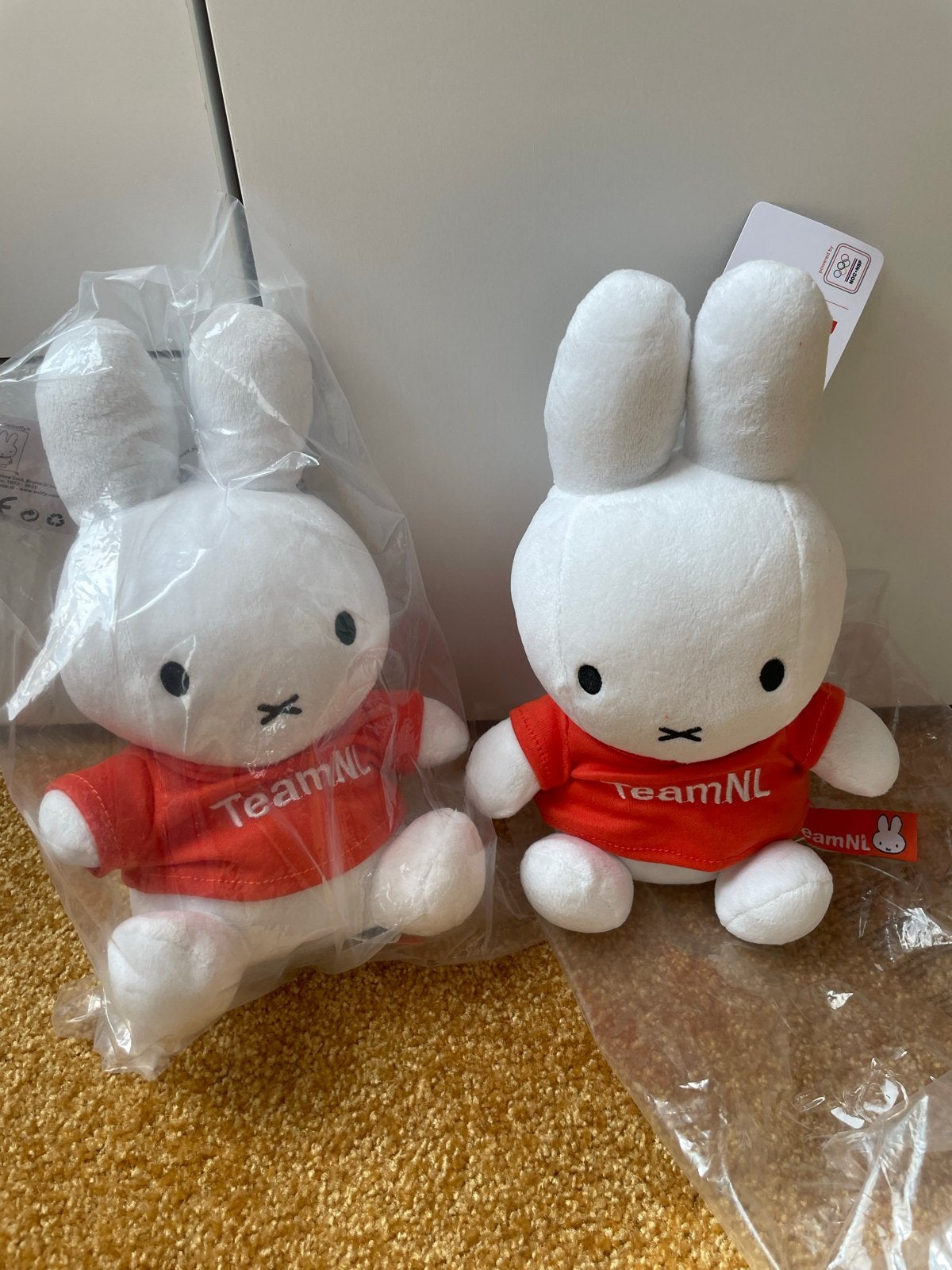 Nijntje TeamNL knuffel - Nieuw in verpakking, Verzenden, Nijntje, Met label, Klein (minder dan 20 cm)