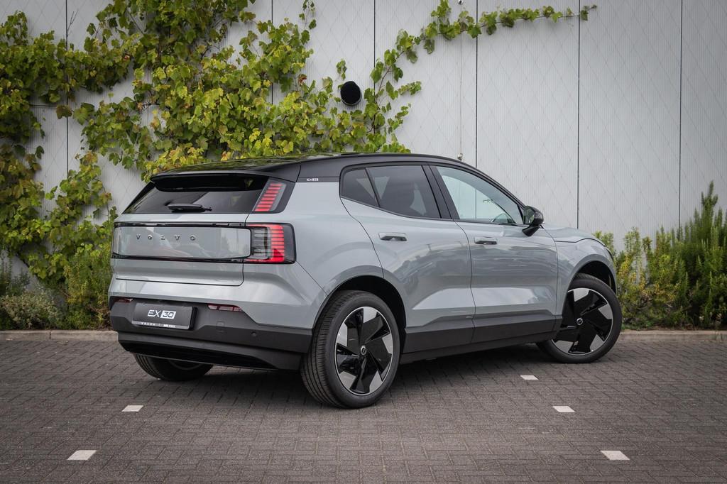 Volvo EX30 Single Motor Extended Range Plus Europa 69 kWh |, Auto's, Volvo, Automaat, Achterwielaandrijving, Leder en Stof, Nieuw