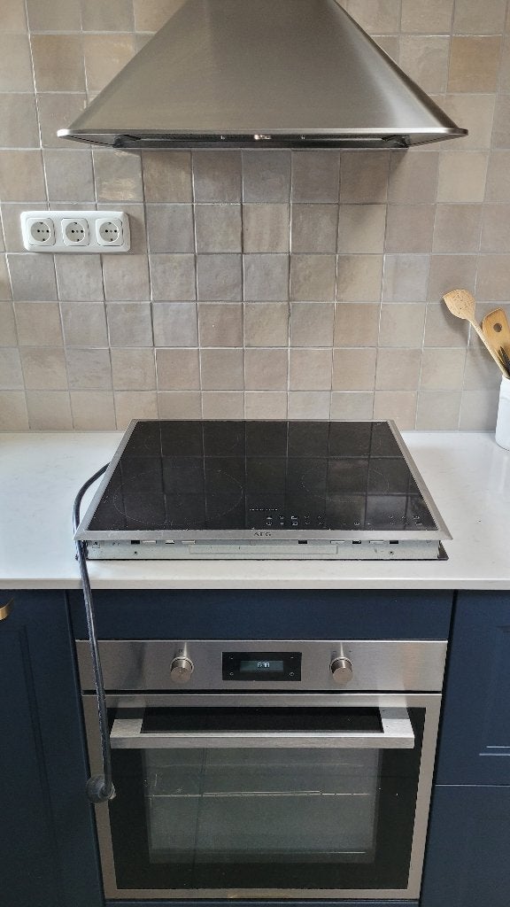 AEG-inductiekookplaat 60 x 60 cm IKB64301XB, Ophalen, Gebruikt, 4 kookzones, Inbouw