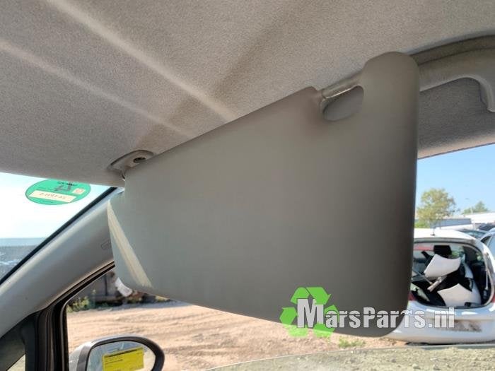 Zonneklep van een Opel Corsa, Gebruikt, -, -, Opel