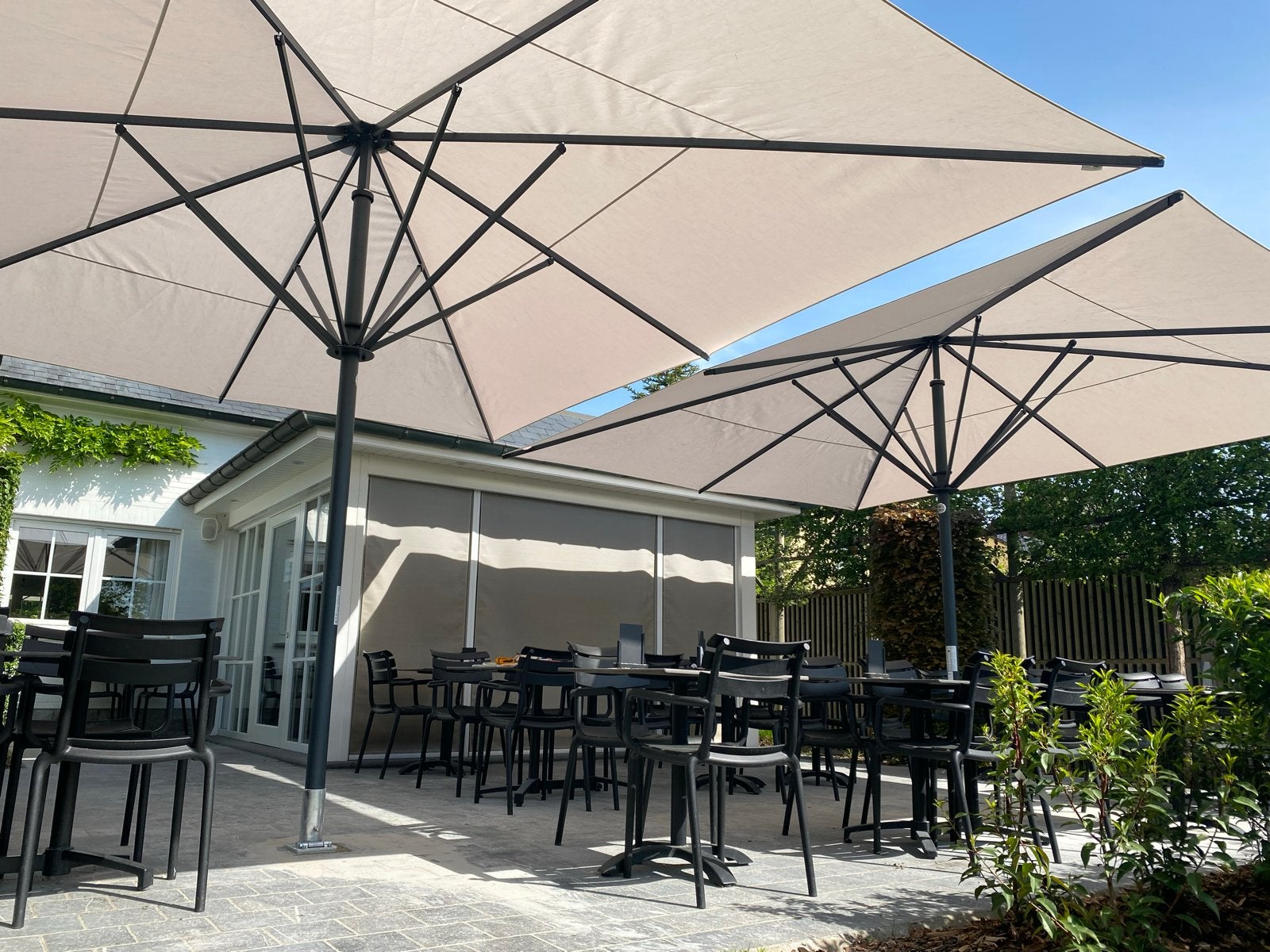 Foto 7 van Voorraad parasols VeDamco - Perfect voor terras en tuin