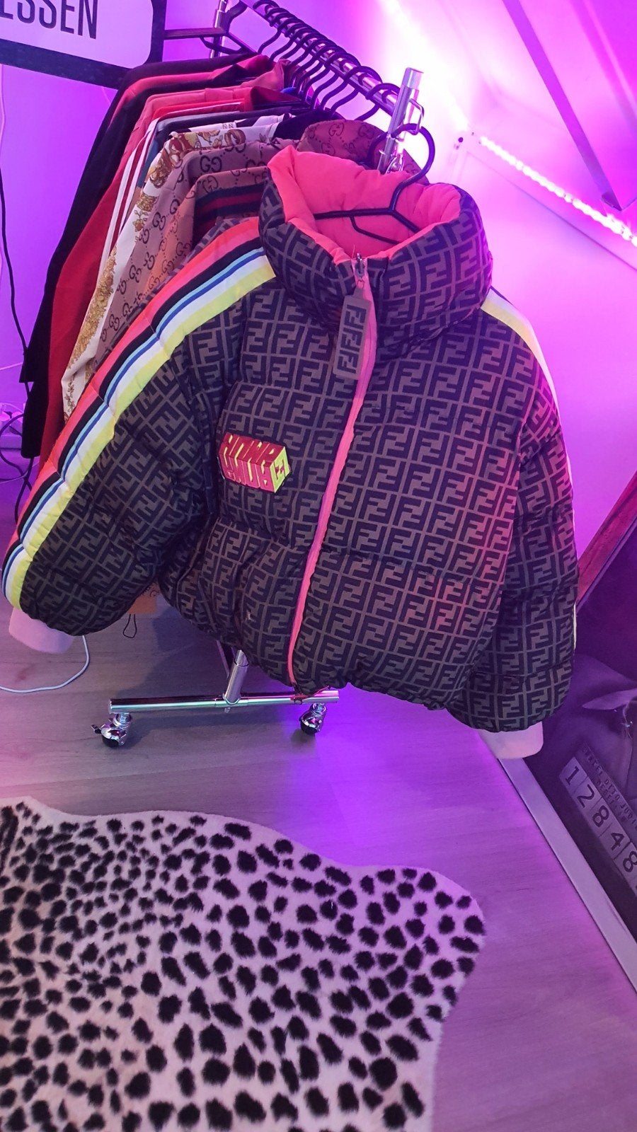Omkeerbare Fendi Puffer Jacket - Roze/Bruin, Fendi, Ophalen of Verzenden, Roze, Maat 36 (S)