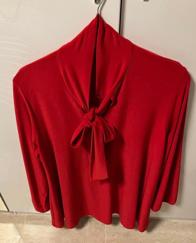 Yoek blouses rood maat 46/48, Kleding | Dames, Grote Maten, Ophalen of Verzenden, Zo goed als nieuw, Rood, Blouse of Tuniek