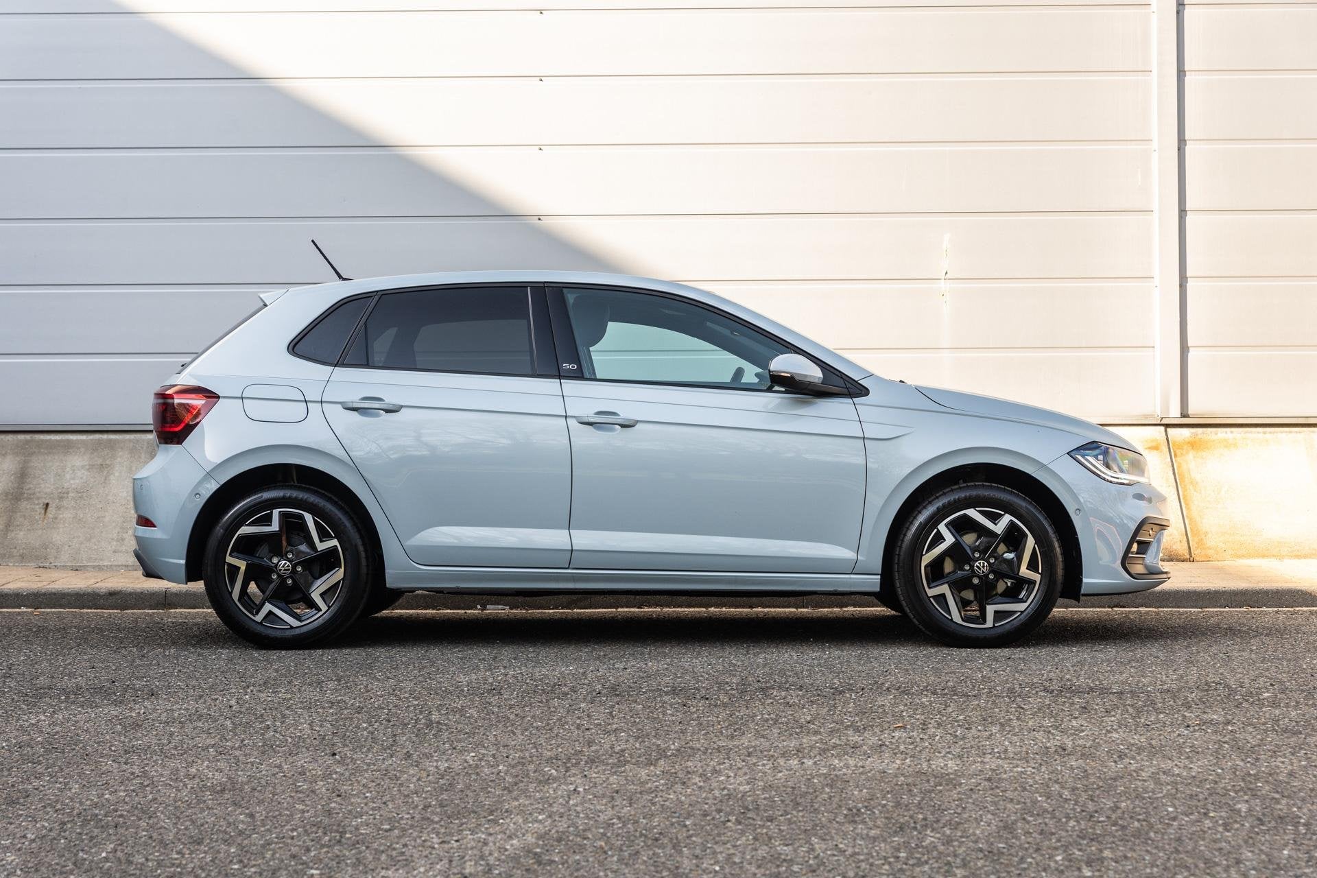 Volkswagen Polo 1.0 TSI 95pk 50 Edition | LMV 16'' | Panoram, Auto's, Volkswagen, Voorwielaandrijving, 12 maanden, Stof, 95 pk
