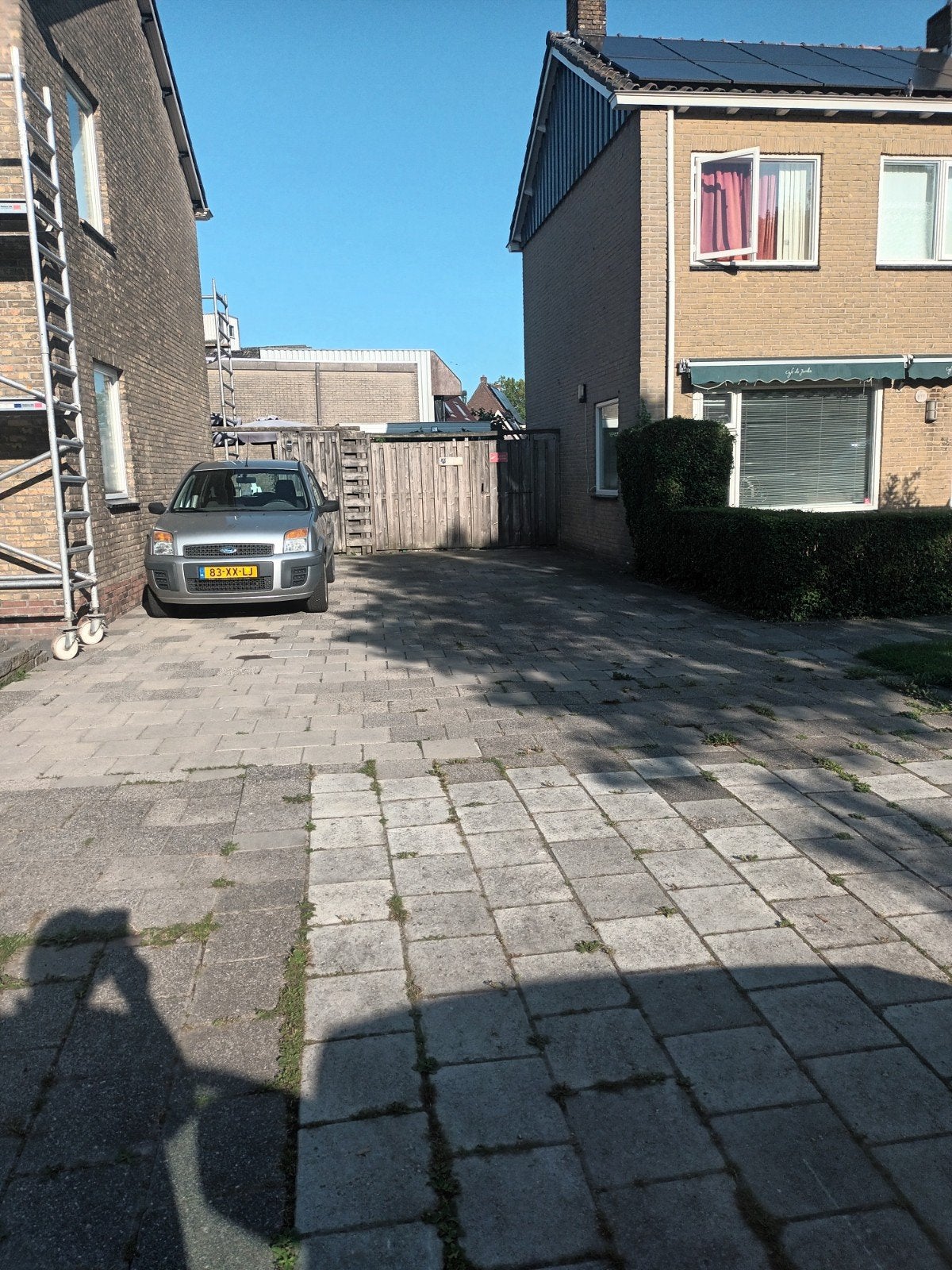 woning met garage tel 06 46747377, Huizen en Kamers, Huizen te koop, 87 m², Twee onder één kap, 3 kamers, Hallum