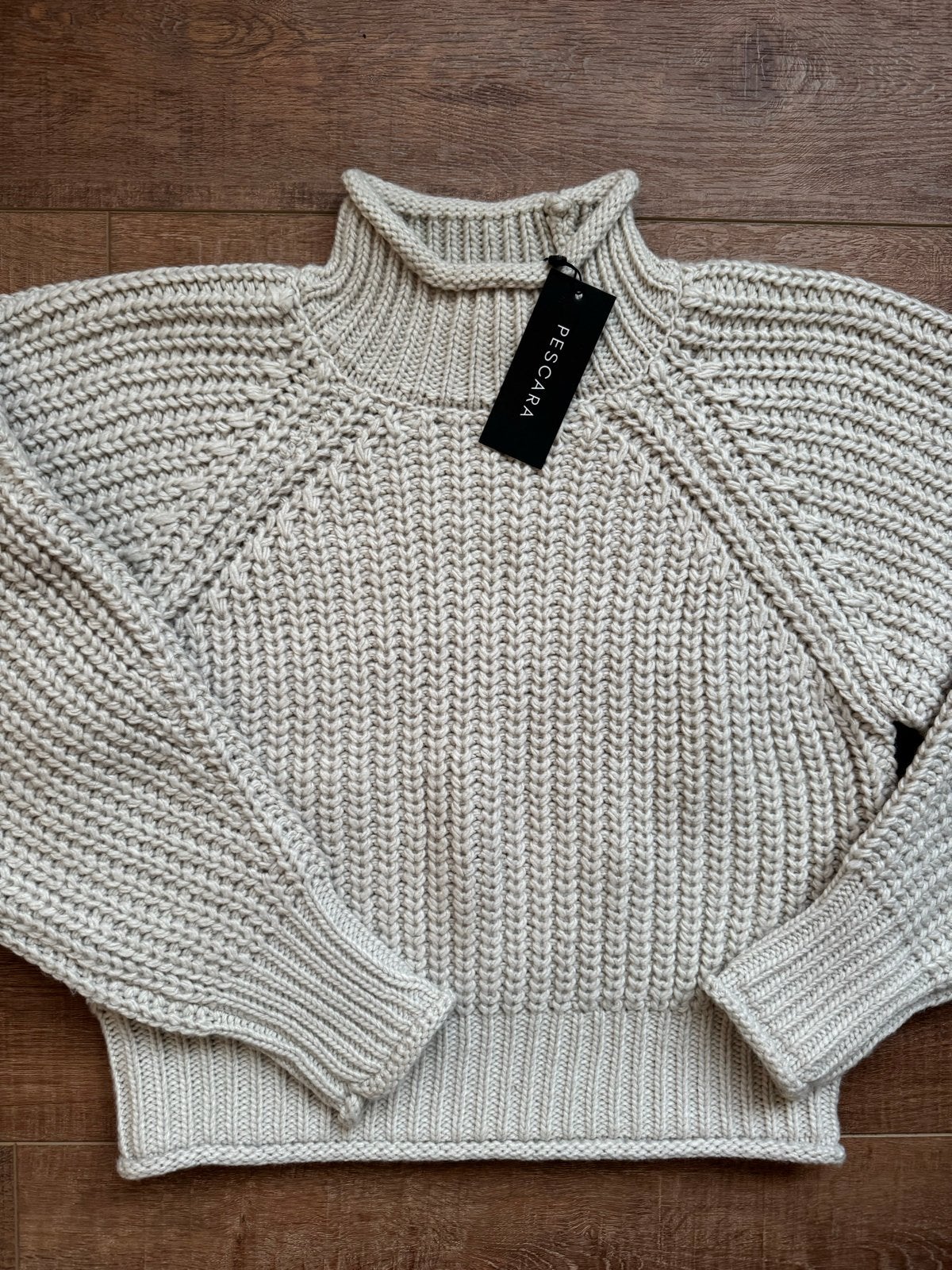 Nieuwe Pescara trui, maat M, 95% acryl, 5% wol, Kleding | Dames, Ophalen of Verzenden, Nieuw, Maat 38/40 (M), Beige