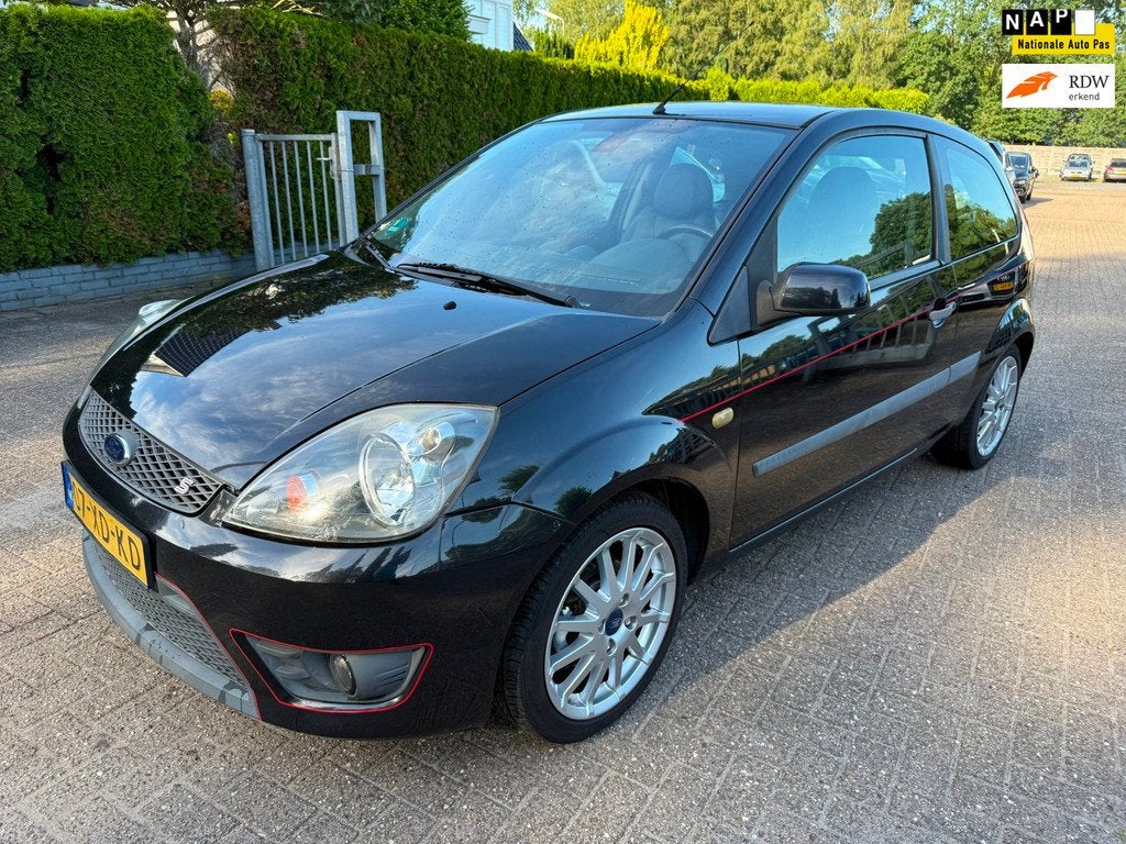 Ford Fiesta 1.6-16V Rally Edition AIRCO LEDER LMV NR. 159 va, 1596 cc, 4 cilinders, Leder en Stof, Zwart