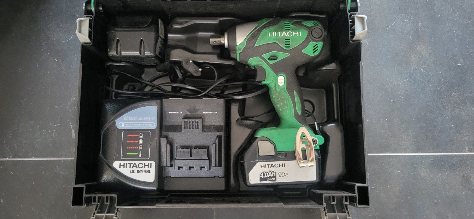 Hitachi Hikoki 18V Accu Slagmoersleutel met accus en koffer, Variabele snelheid, Overige typen, Ophalen of Verzenden, Gebruikt