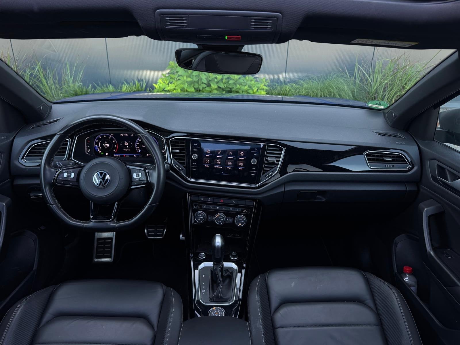 Volkswagen T-Roc 2.0 TSI R 4Motion PANO | AKRA | LEDER | ACC, Auto's, Volkswagen, Automaat, Gebruikt, Zwart, 4 cilinders