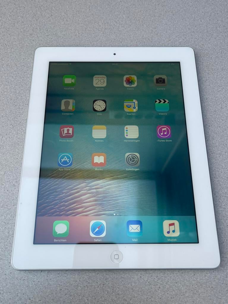Apple iPad A1430 16GB met Simkaart, Computers en Software, Apple iPads, 10 inch, Apple iPad, Ophalen of Verzenden, Zo goed als nieuw