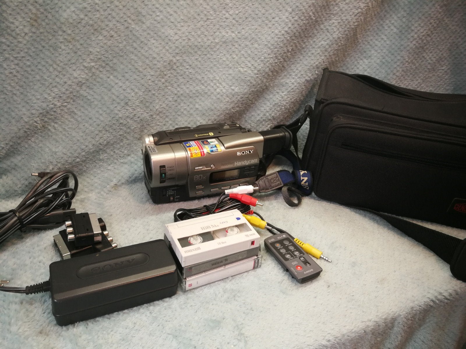 Sony CCD-TR913E videocamera recorder i.z.g.s, Ophalen, Hi 8, Camera