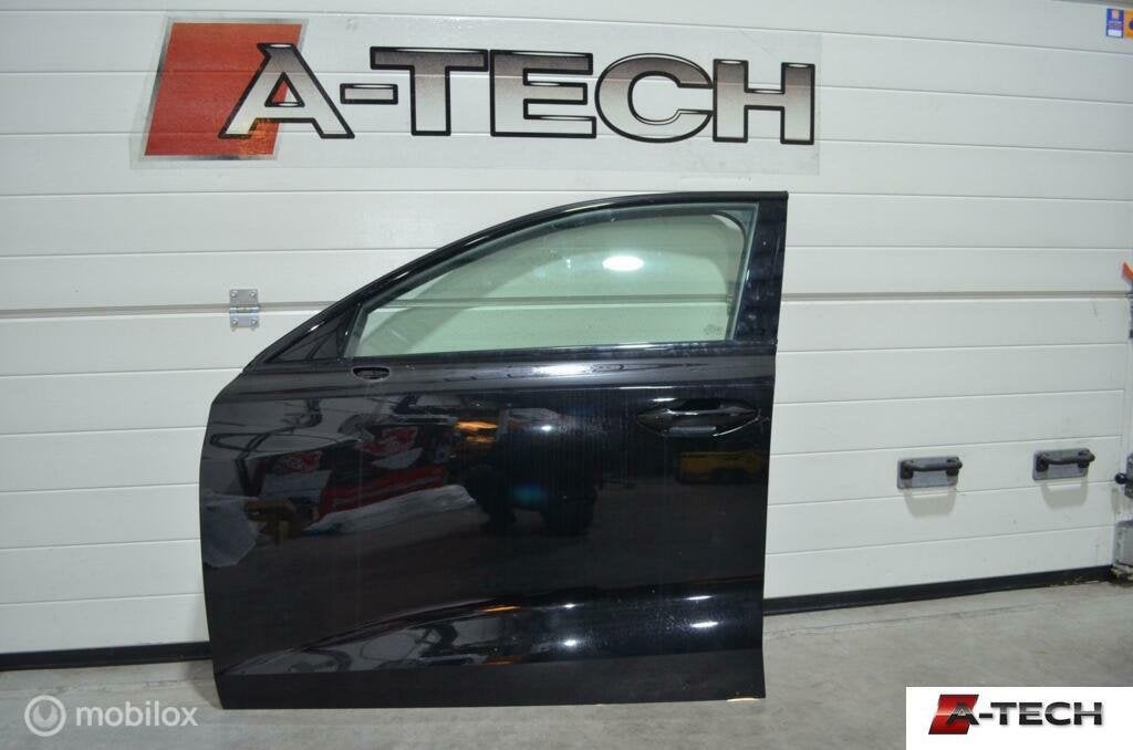 Portier linksvoor Audi A3 Sportback 8YA ('20->) A414, Audi, Gebruikt, Deur, Voor