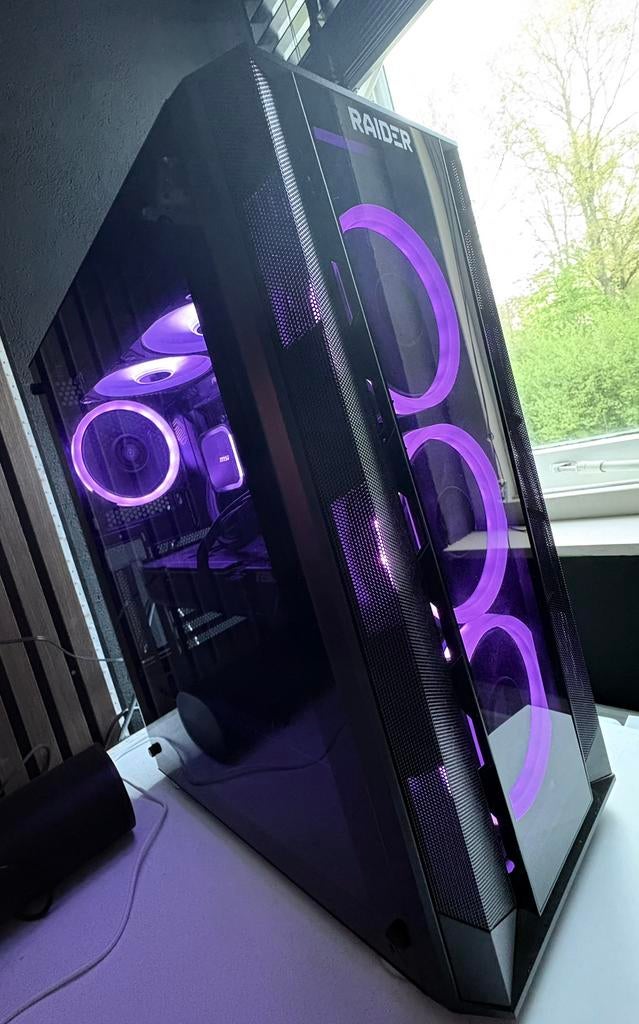 Gaming PC – RTX 5080 / Ryzen 7 7800X3D, Computers en Software, Ophalen of Verzenden, Zo goed als nieuw