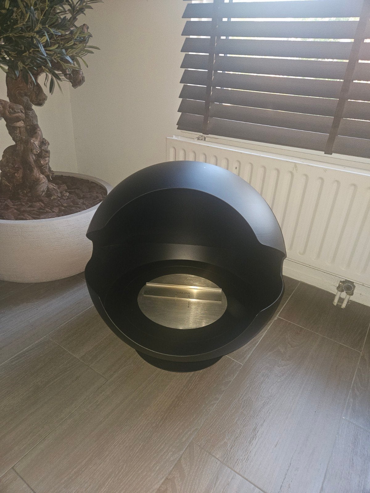 Vauni Low Globe Black Bio-ethanol Haard met gratis ethanol, Ophalen, Zo goed als nieuw, Vrijstaande haard, Overige soorten